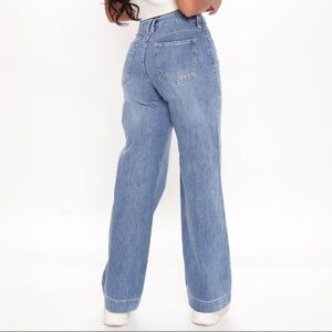 Fashion Nova Malibu Classic Wide Leg Medium Wash Women’s Denim Jeans ✨
